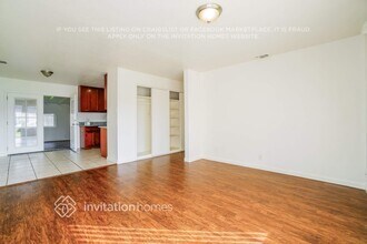 2124 Winafred St in Sacramento, CA - Foto de edificio - Building Photo