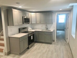 4320 Spruce St, Unit 1 in Philadelphia, PA - Building Photo - Building Photo