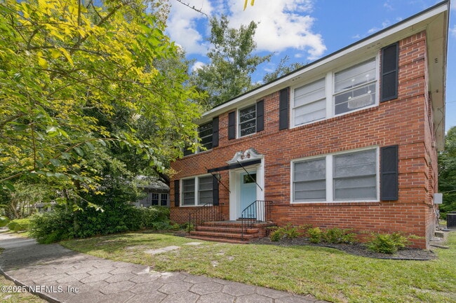 property at 1103 Cherry St