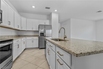 13968 Hunter Oak Dr in Ft. Myers, FL - Building Photo - Building Photo