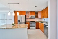 1945 S Ocean Dr, Unit 2303 in Hallandale Beach, FL - Foto de edificio - Building Photo