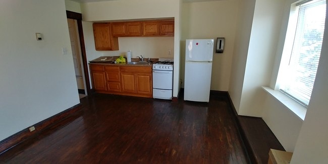 448 Seville St, Unit 3rd in Philadelphia, PA - Building Photo - Building Photo