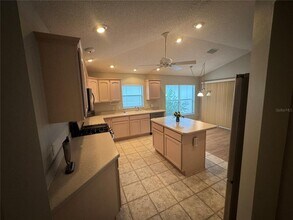 8850 SE 167th Mayfield Pl in the Villages, FL - Building Photo - Building Photo