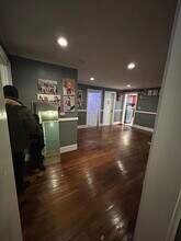 733 Pleasant St in Leicester, MA - Building Photo - Building Photo