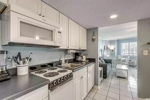 2001 S Ocean Blvd in Myrtle Beach, SC - Building Photo