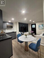 3486 Grand Forks Rd in Mississauga, ON - Building Photo