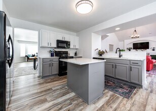 508 Fox Run Cir in Colorado Springs, CO - Building Photo - Building Photo