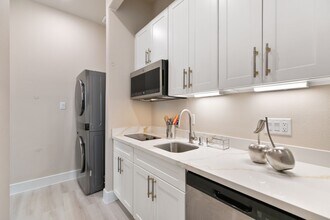 3514 Noah St in Houston, TX - Building Photo - Building Photo