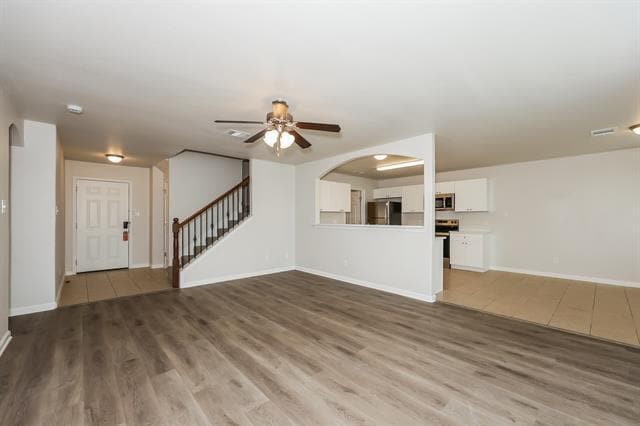 111 Watering Hole in Newark, TX - Building Photo - Building Photo