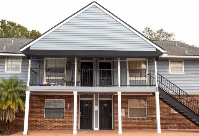 property at 200 Country Club Dr