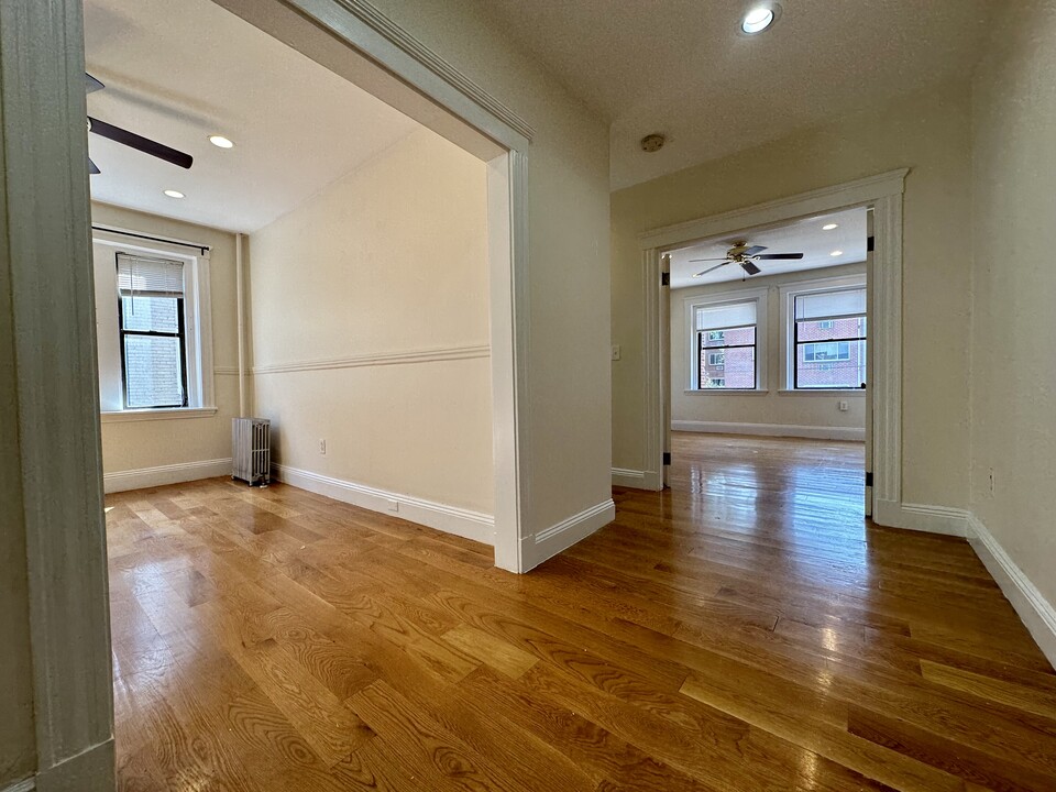 158 Kelton St, Unit 248-3 in Boston, MA - Foto de edificio