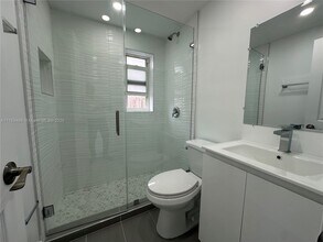 2001 NW Flagler Terrace in Miami, FL - Building Photo - Building Photo