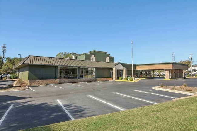 Flathouse Studios in Greenville, SC - Foto de edificio - Building Photo