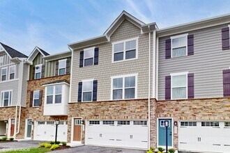 6804 Sycamore Way in Gibsonia, PA - Foto de edificio - Building Photo