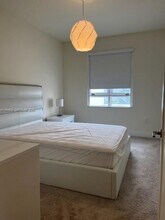 10220 NW 63rd Terrace in Doral, FL - Building Photo - Building Photo