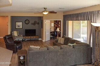 13436 W La Vina Dr in Sun City West, AZ - Building Photo - Building Photo