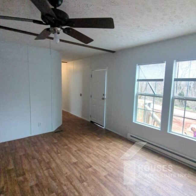 8121 3rd St in Boiling Springs, SC - Building Photo - Building Photo