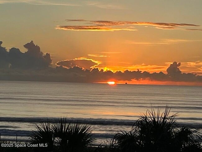 3740 Ocean Beach Blvd in Cocoa Beach, FL - Building Photo - Building Photo