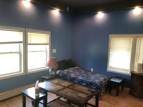 202 W 1st St-Unit -Legal Studio 35 sf in West Islip, NY - Building Photo - Building Photo