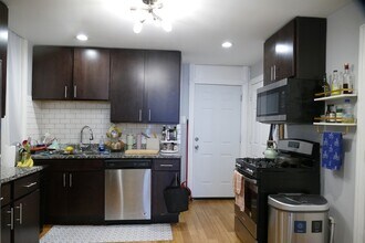 834 N Mozart St in Chicago, IL - Building Photo - Building Photo