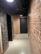 524 W Oakdale Ave, Unit 424 in Chicago, IL - Foto de edificio - Building Photo