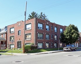 222 Park Row S in Hamilton, ON - Building Photo - Building Photo