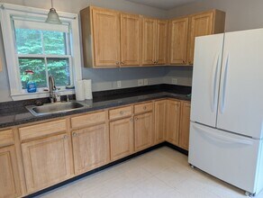 41 Porter St in Avon, MA - Building Photo - Building Photo