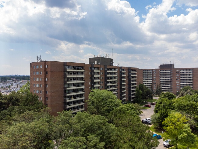 Richmond Hill Apartments