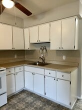 1450 Goddard Rd in Lincoln Park, MI - Building Photo - Building Photo