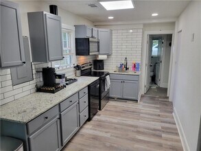 3044 Sylvan Rd in Hapeville, GA - Building Photo - Building Photo