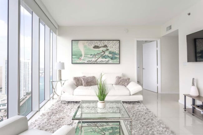 501 Brickell Ave, Unit SI ID1520349P in Miami, FL - Building Photo - Building Photo