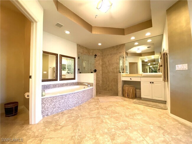 1570 Winding Oaks Way