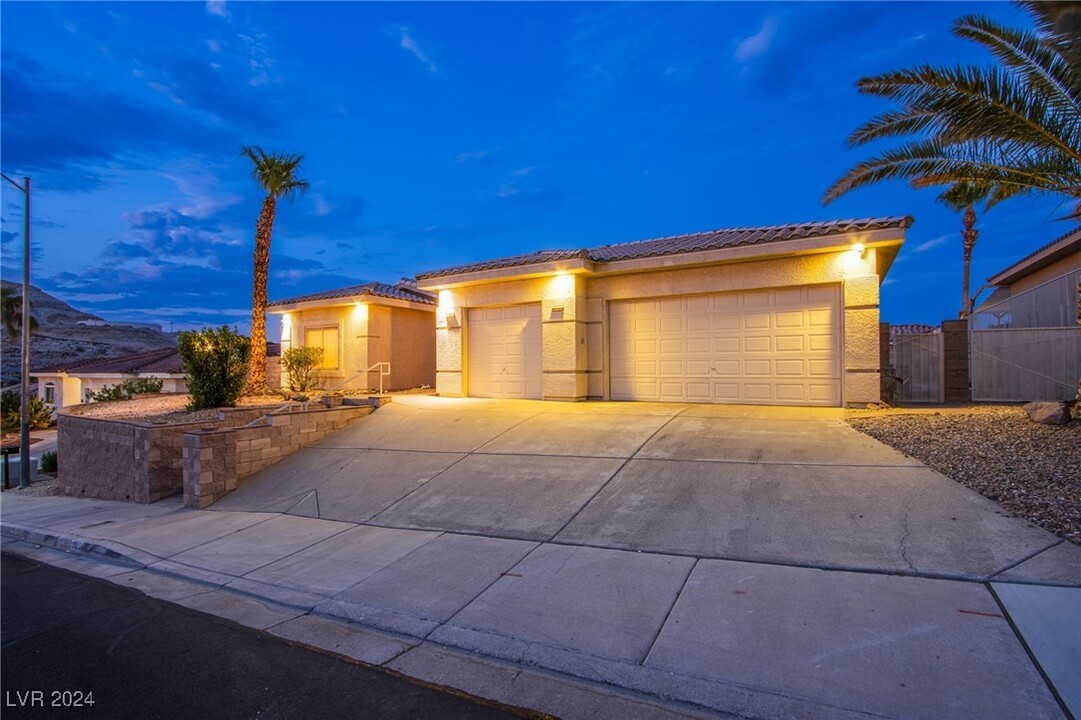 1105 Boletus Dr in Henderson, NV - Foto de edificio