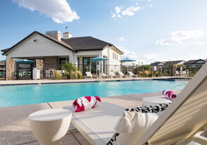 Bungalows on Combs Apartments