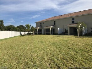 3820 Tilbor Circle in Ft. Myers, FL - Building Photo - Building Photo
