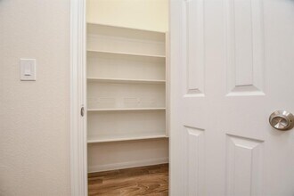3708 Easy St in Houston, TX - Building Photo - Building Photo