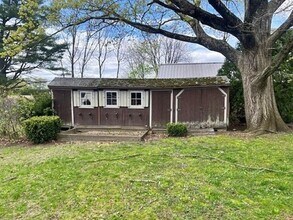 73 Elm St in Hatfield, MA - Building Photo - Building Photo