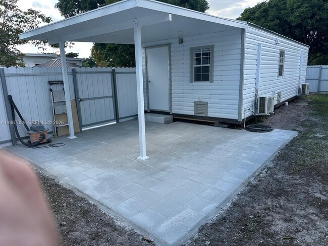 property at 235 W 16th St