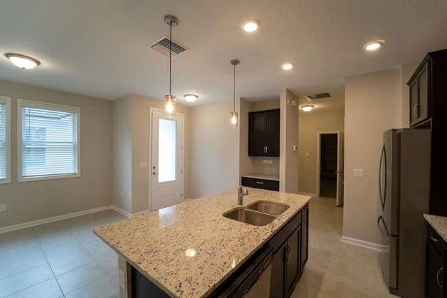 298 Modesto Dr in St. Augustine, FL - Foto de edificio - Building Photo