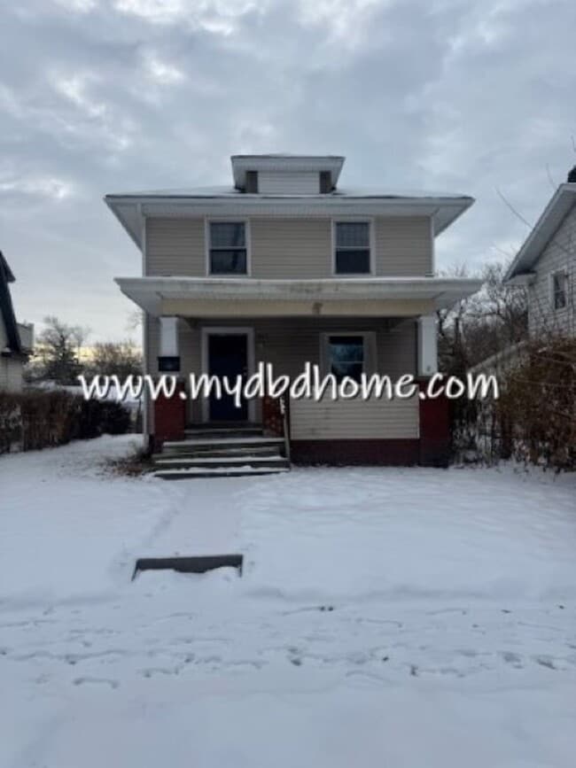 property at 922 Hamilton Ave