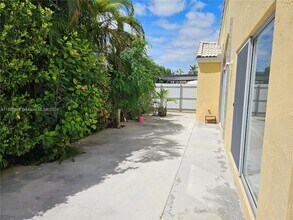 15770 SW 84th Terrace in Miami, FL - Building Photo - Building Photo
