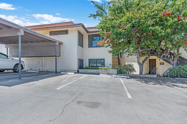 3825 Leland St in San Diego, CA - Building Photo - Building Photo