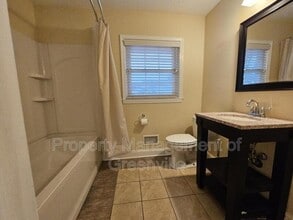 104 S Orchard Dr in Taylors, SC - Building Photo - Building Photo