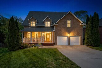 2009 Cascade Falls Ln in Knoxville, TN - Building Photo - Building Photo