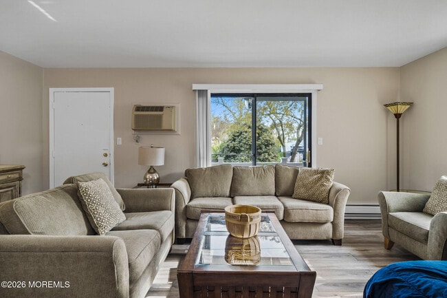 119 Avery Ave in Long Branch, NJ - Foto de edificio - Building Photo