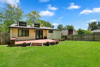 5358 Southdale Rd in Louisville, KY - Building Photo - Building Photo