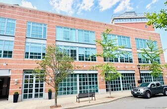 25 Marshall St in Norwalk, CT - Building Photo - Building Photo