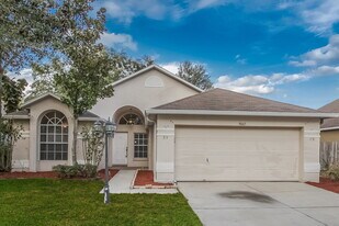 9007 Egret Cove Cir in Riverview, FL - Building Photo