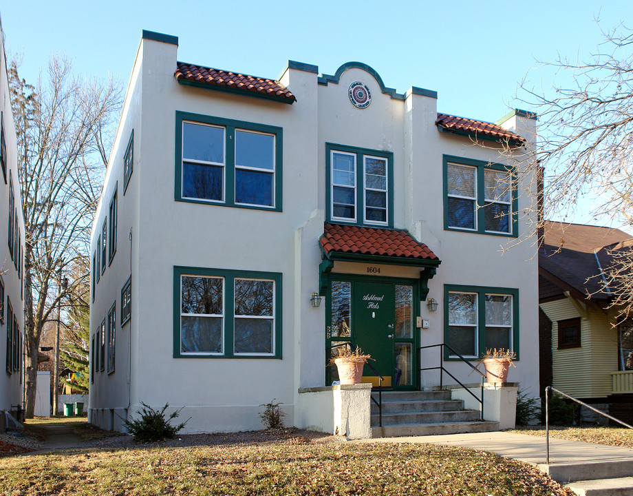 1604 Ashland Ave in St. Paul, MN - Building Photo