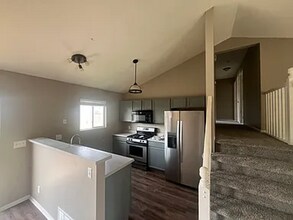 17737 Olive St in Omaha, NE - Building Photo - Building Photo